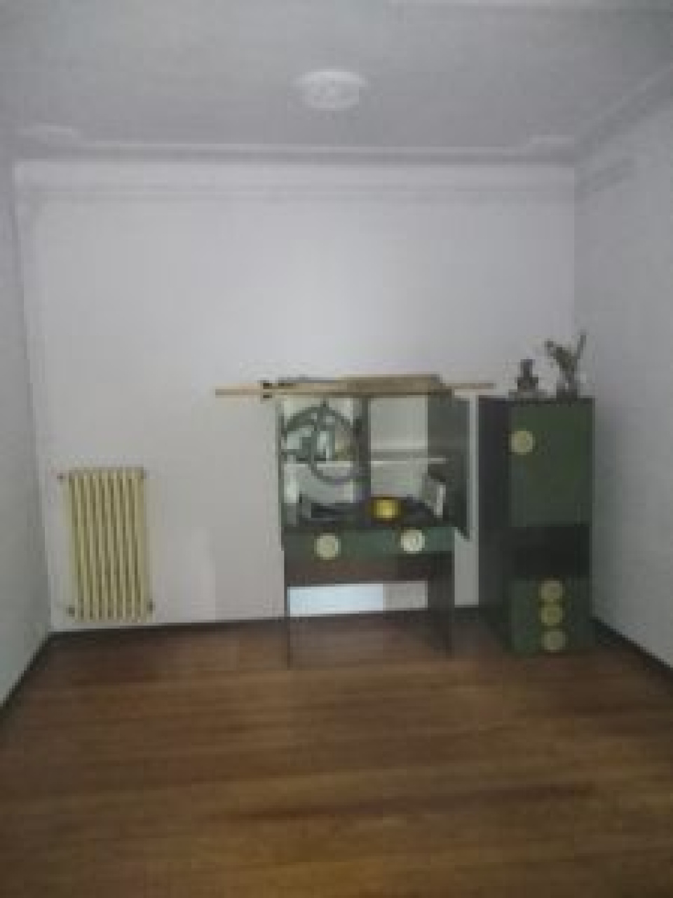 Andorno Micca  - Edificio di antica costruzione sito nel centro storico elevato su 4 p. oltre a cantinato e sottotetto, con al p.t. locale ex bar, ai piani 1,2 e 3 appartamenti termoautonomi di mq. 100 ca. - Vendita